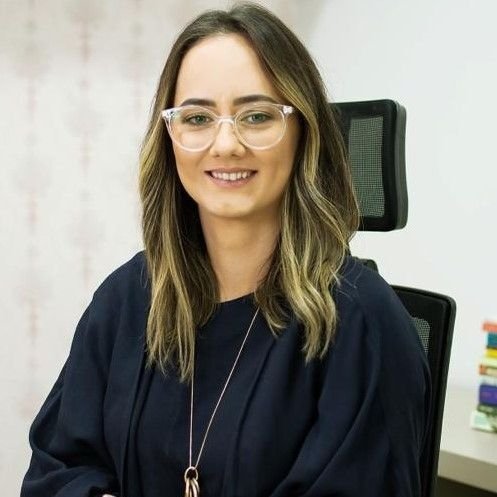 Dra. Cássia de Araújo