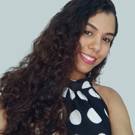 Anelise Oliveira Silva