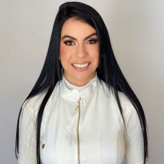 Dra. Taina Nayanne de Sousa Santana