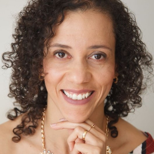 Dra. Viviane Guerra