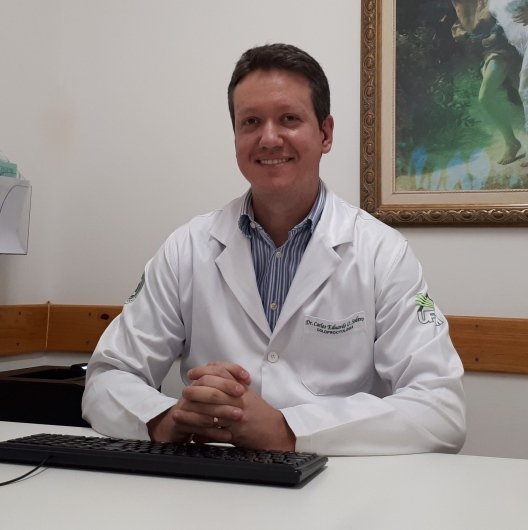 Dr. Carlos Eduardo Oliveira Sodero