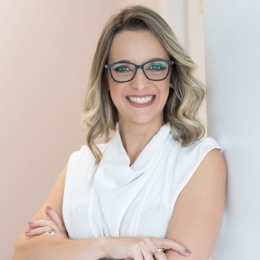 Dra. Daniela Munhoes