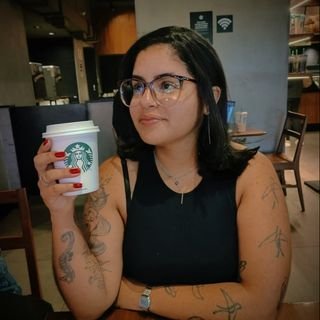 Thaís Paranhos