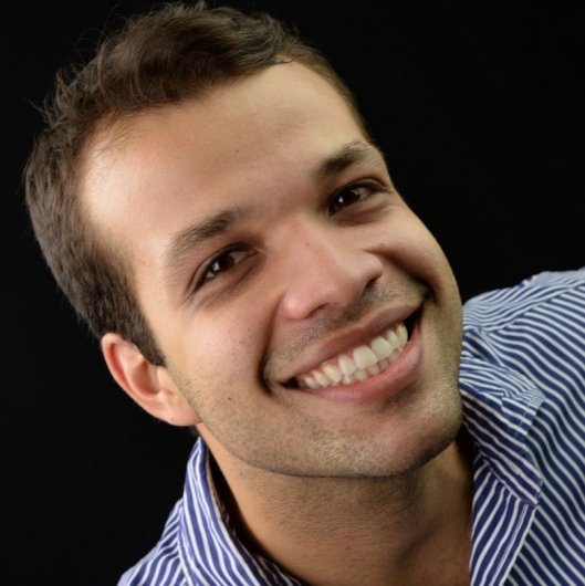 Dr. Roberto Almeida