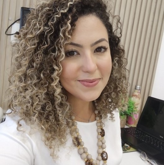 Dra. Gabriela Moura