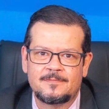 Dr. Roger Thomaz Rotta Medeiros