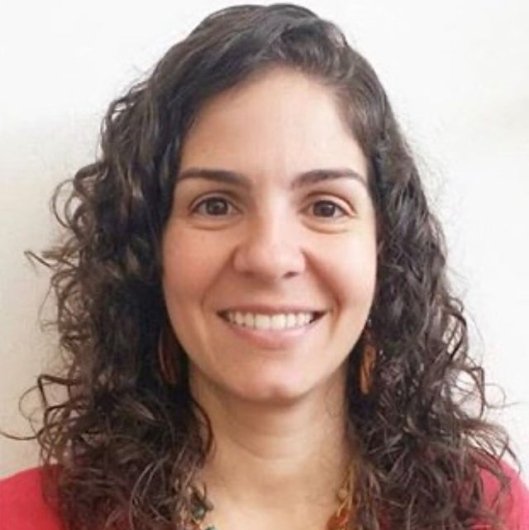 Dra. Cíntia Morais Quaresma