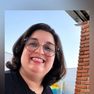 Dra. Giulia Delvaz