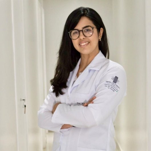 Dra. Aline Saraiva