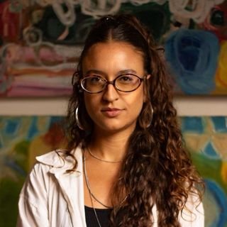 Dra. Isabella Antunes
