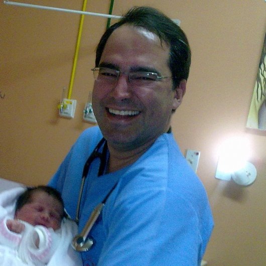 Dr. Max Henklain Magnavita Nogueira