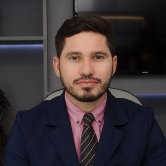 Dr. Júlio Leite