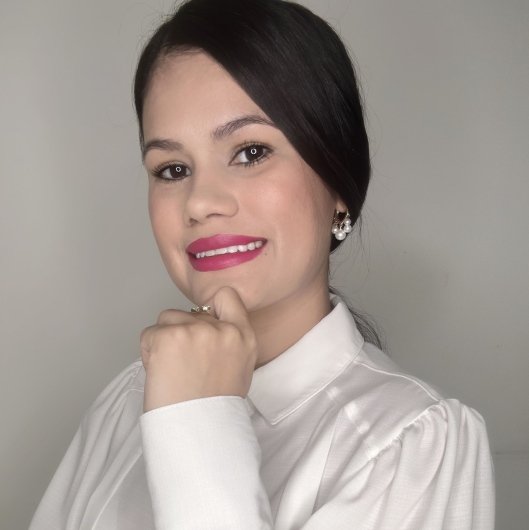 Dra. Yasmim Pereira Gonçalves
