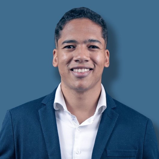 Dr. Matheus Santos