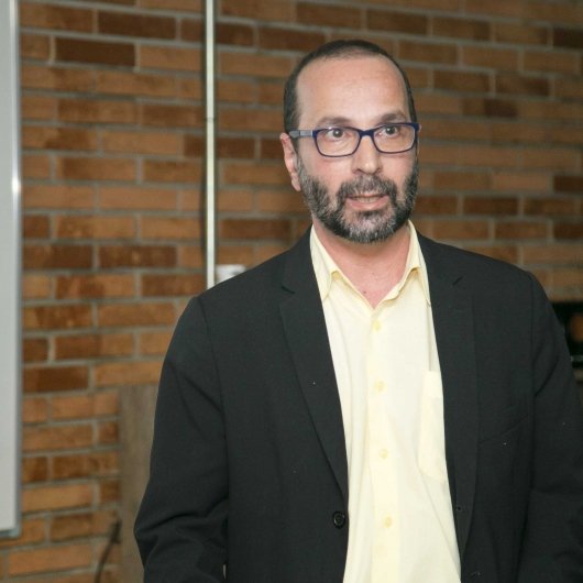 Dr. Nelson Luiz Raspes