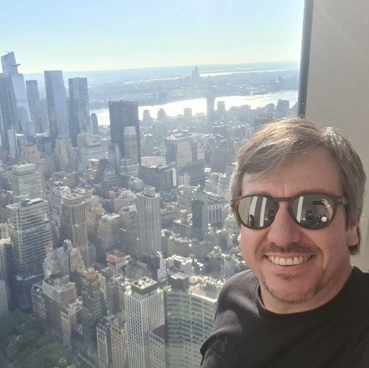 Dr. Nanderson Vieira