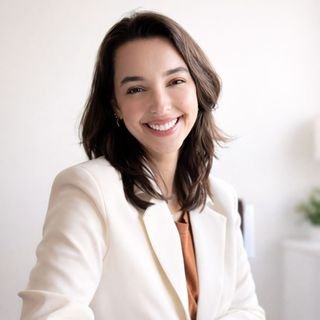 Dra. Janaína Drumond