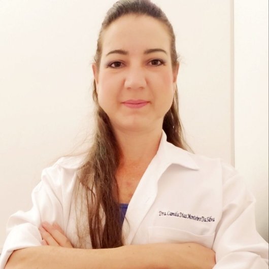 Dra. Camila Dias Monteiro da Silva