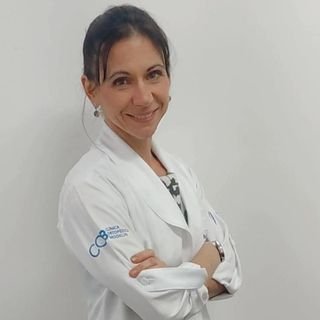 Dra. Aline Fazzolari Dota