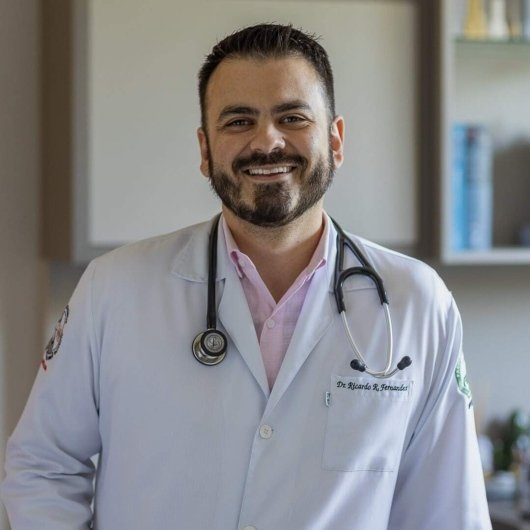 Dr. Ricardo Fernandes