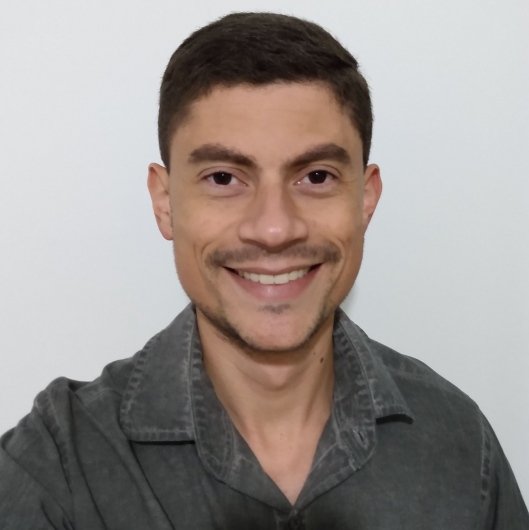 Dr. Dyogo Oliveira