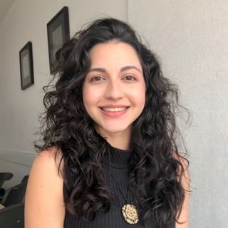 Débora Tamiris Oliveira da Silva