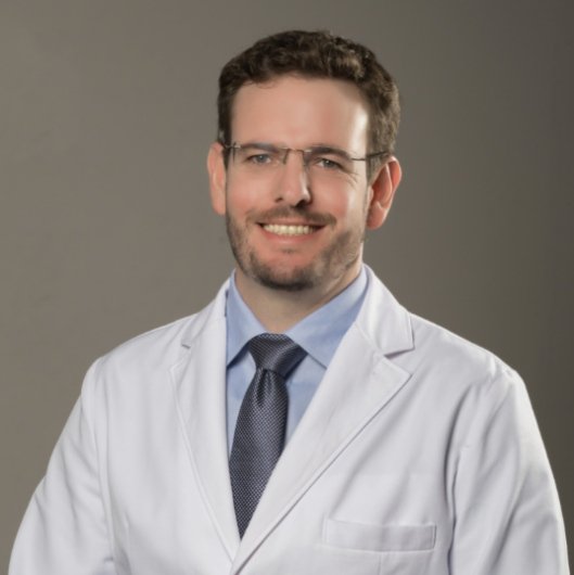 Dr. Vitor Xavier