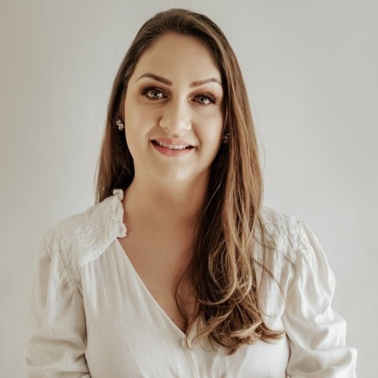 Dra. SIMONE DREHER