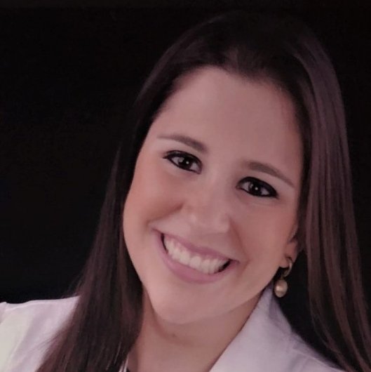 Dra. Danielle de Faria Ferreira Lopes