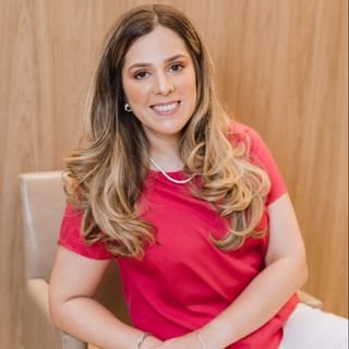 Dra. Livia Pereira Nunes Bomfim