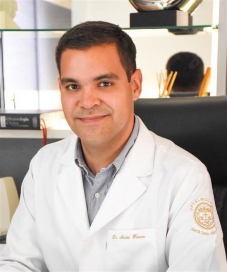 Dr. André Fávaro
