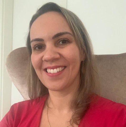 Lucia Gomes