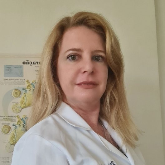 Dra. Juliana Klose de Araujo