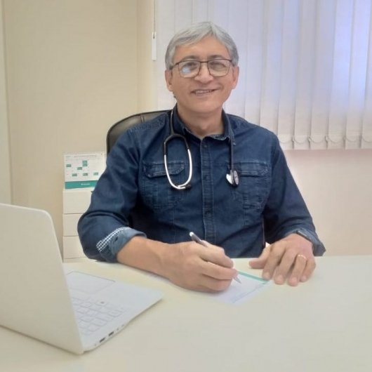 Dr. Jairo Kono de Oliveira