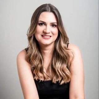 Dra. Thaís Fernandes de Araújo Kuhn
