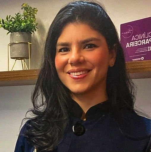 Dra. Lorena Mascarenhas