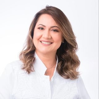 Dra. Nádia de Oliveira Souza Castro