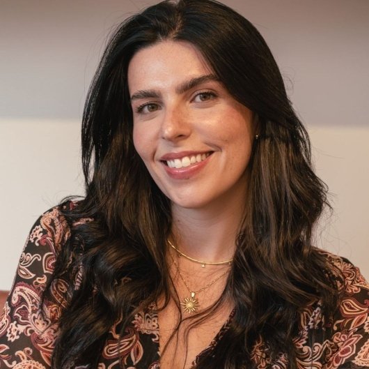 Paula Calixto Andrade