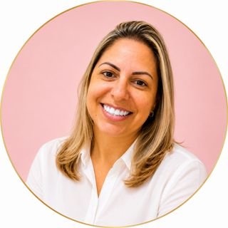 Dra. Karina Manta Carneiro