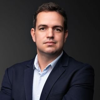Dr. Milton Barbosa De Farias Neto