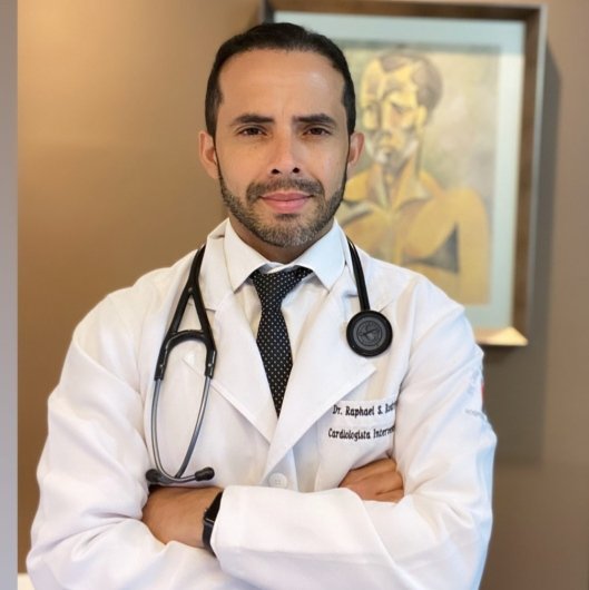 Dr. Raphael Silva Rodrigues