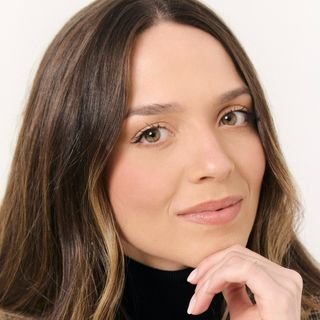Dra. Laura Brandão de Proença