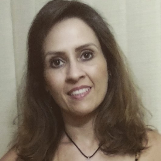 Dra. Naiara Salinet de Melo