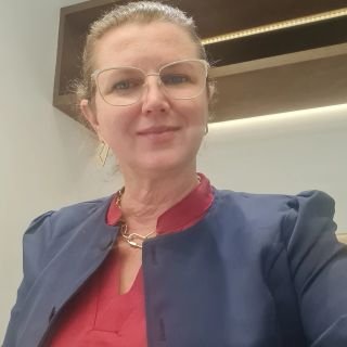 Dra. Manuela Radzinsky