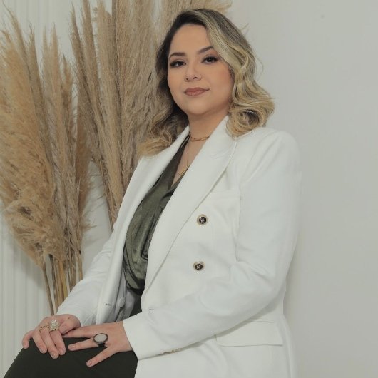 Dra. Maria Laura Siufi Do Amaral