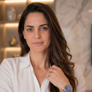 Dra. Adriana Franco Vieira Rodrigues Queiroz