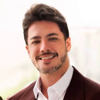 Dr. Allex Derzi