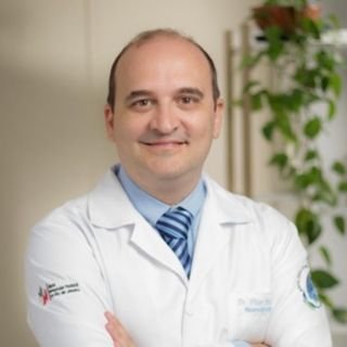 Dr. Vitor Chehuen Bicalho