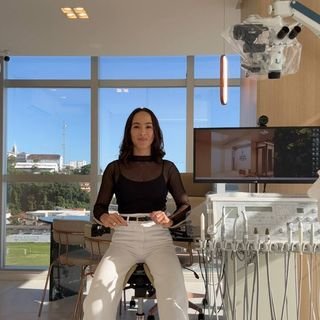 Dra. PAULA CORTIZO