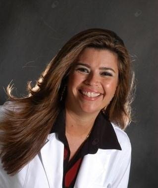 Dra. Fernanda Oliveira Magalhães